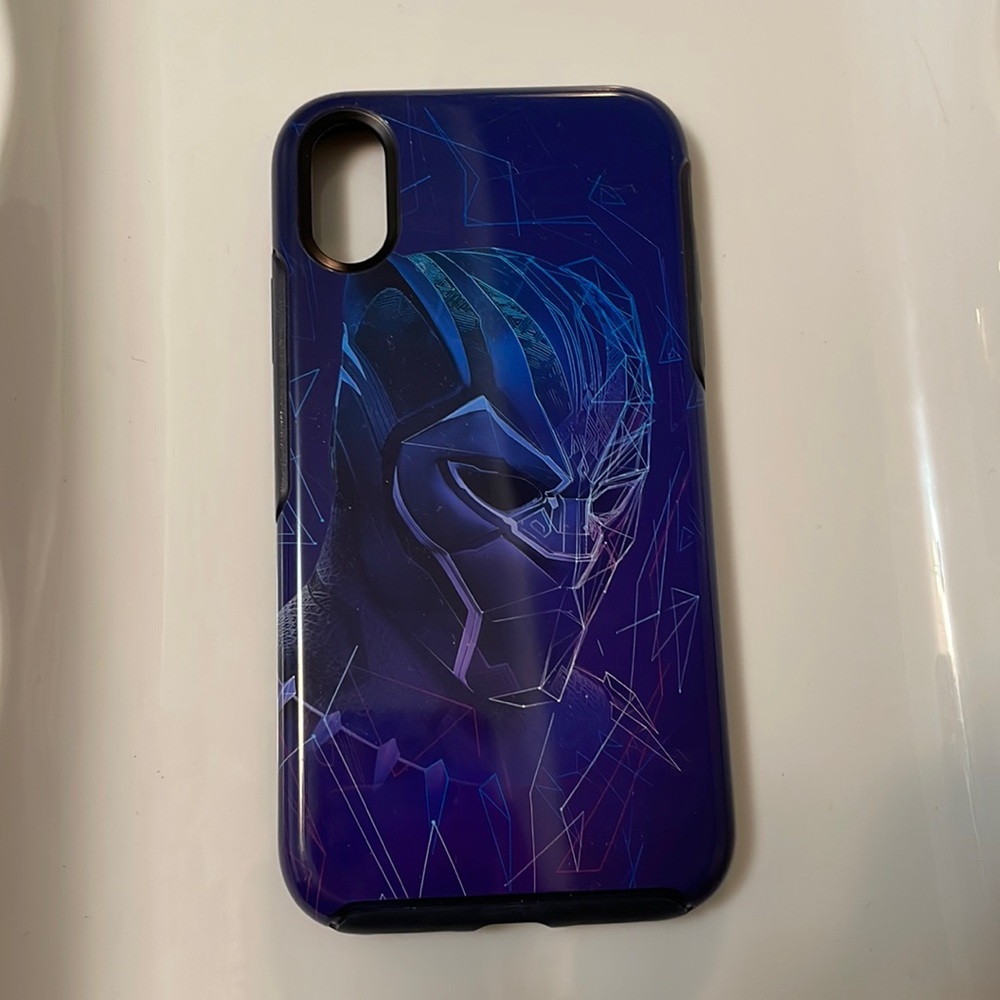 Black Panther iPhone XR Otterbox Phone Case